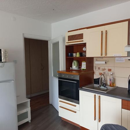 Berik Apartman Печ Екстер'єр фото