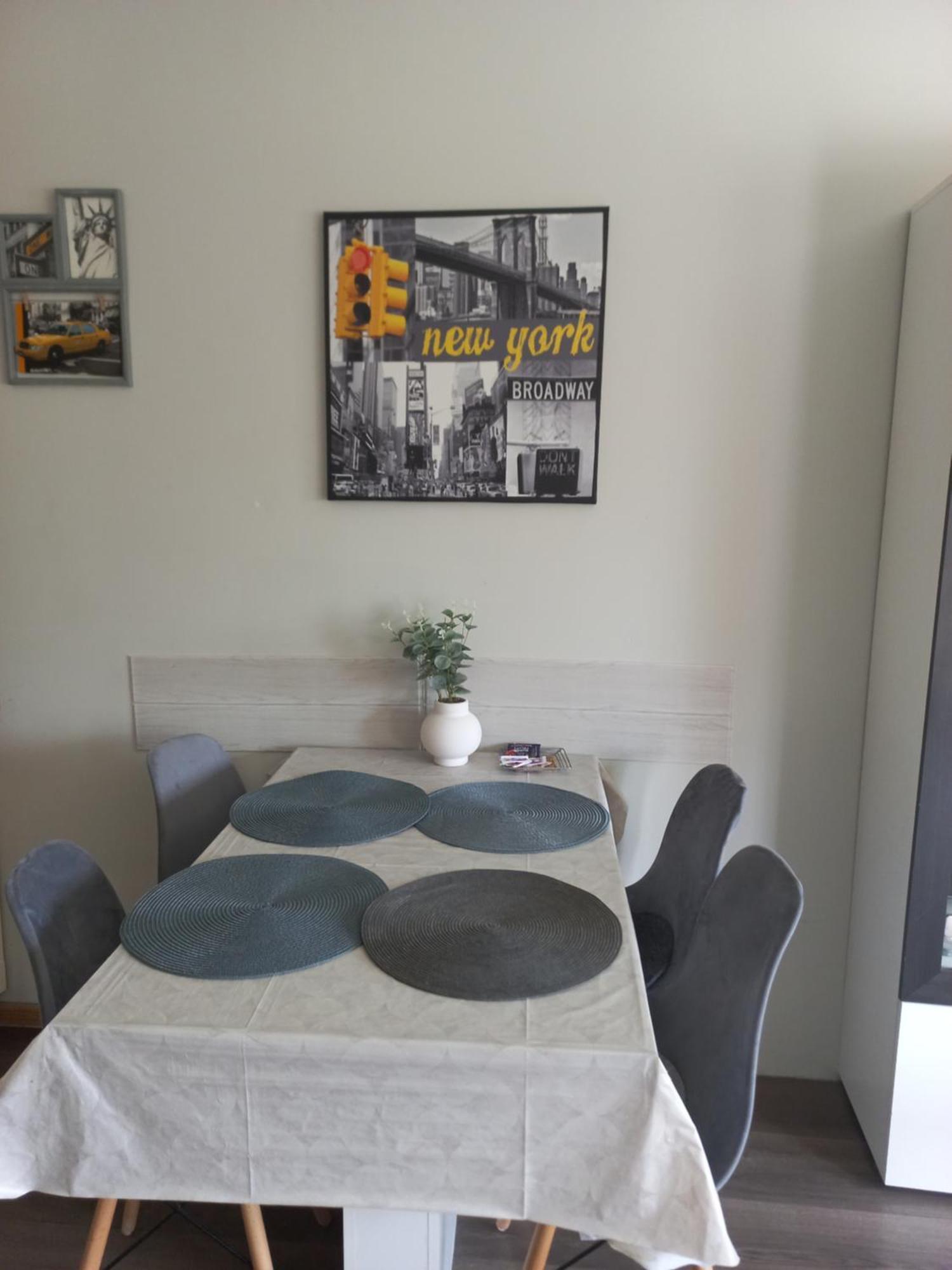 Berik Apartman Печ Екстер'єр фото